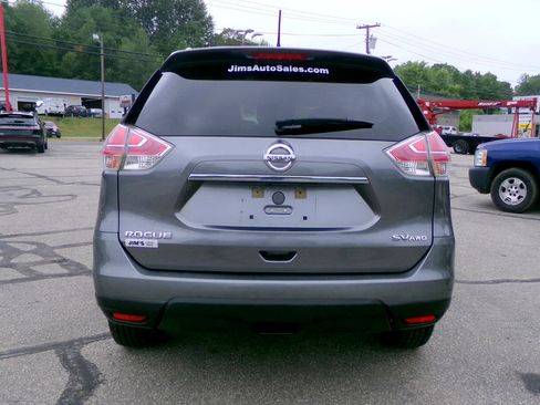 Used 2015 Nissan Rogue SV image 4