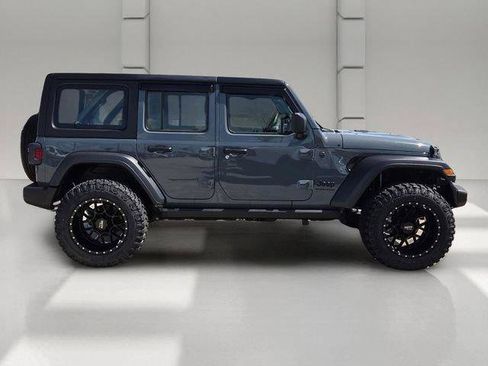 Used 2026 Jeep Wrangler Unlimited Sport AWD/4WD image 6
