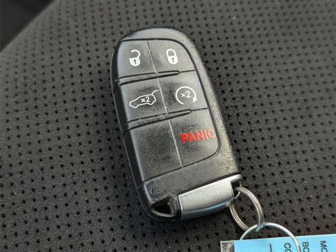 Used 2021 Dodge Durango GT image 25