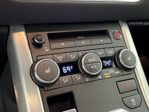 Used 2013 Land Rover Range Rover Evoque Pure Plus image 21