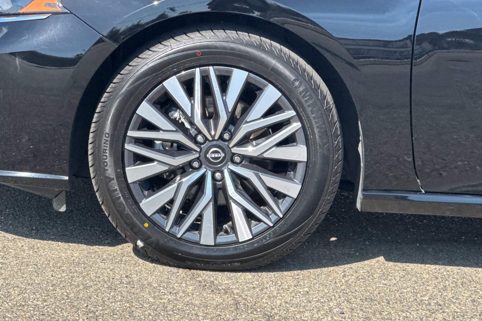 Certified 2025 Nissan Altima 2.5 SV FWD image 32