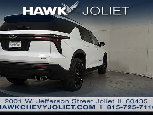 Used 2026 Chevrolet Traverse LT w/ Midnight/Sport Edition FWD image 7
