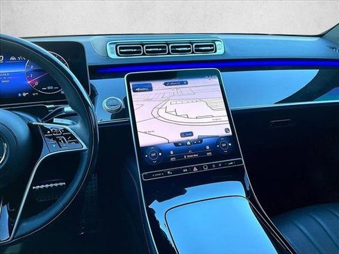 Used 2022 Mercedes-Benz S 500 S 500 image 8
