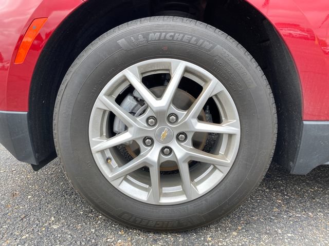 Certified 2024 Chevrolet Equinox LT w/ LPO, Floor Liner Package FWD image 22