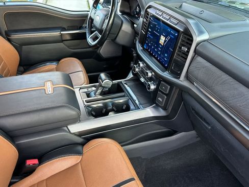 Used 2023 Ford F150 Platinum image 16