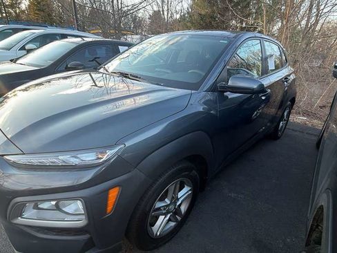 Used 2020 Hyundai Kona SE image 2