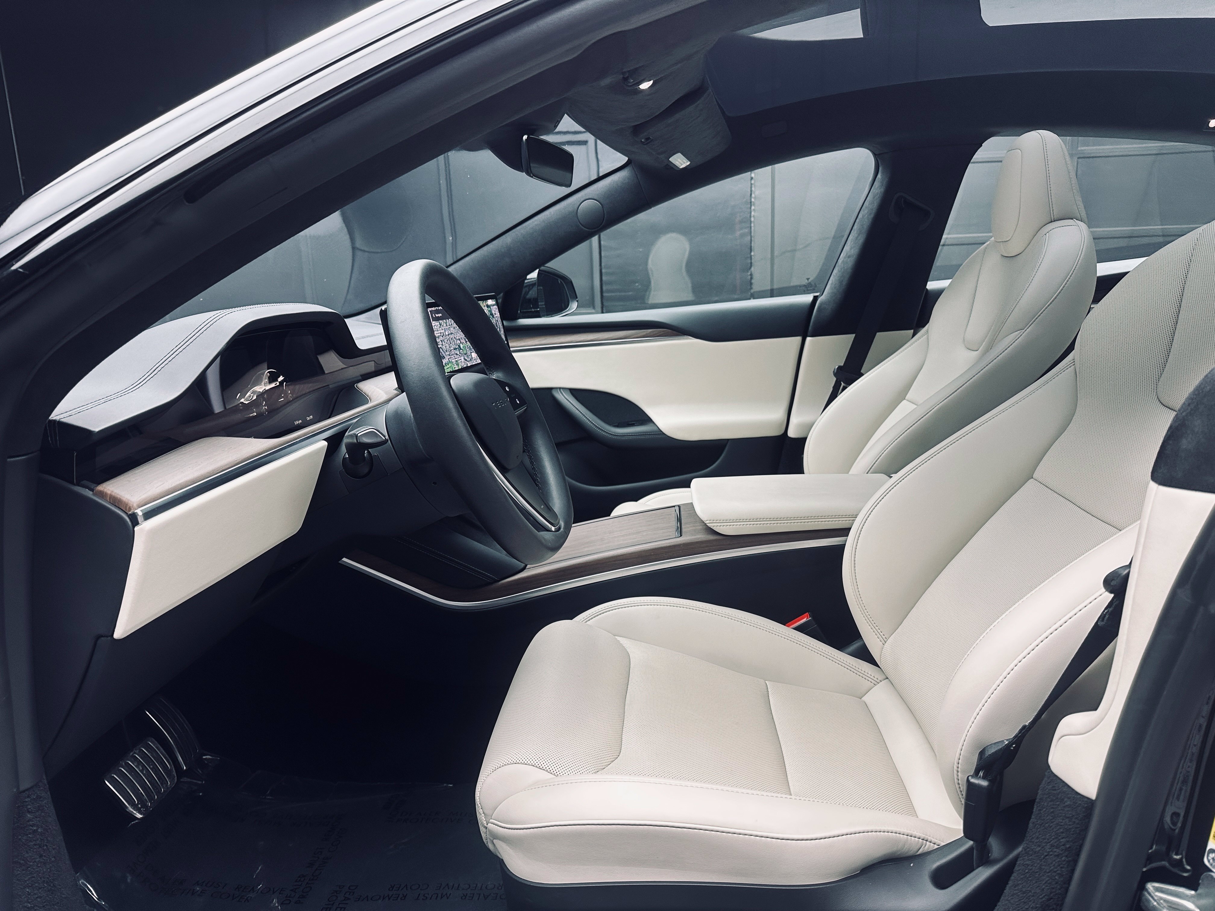 Used 2024 Tesla Model S AWD/4WD image 17