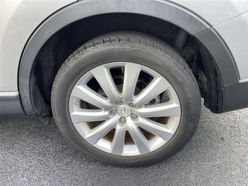 Used 2010 MAZDA CX-9 Grand Touring w/ Moonroof & Bose Audio Pkg image 7