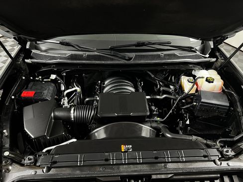 Used 2025 Chevrolet Silverado 2500 LTZ AWD/4WD image 8