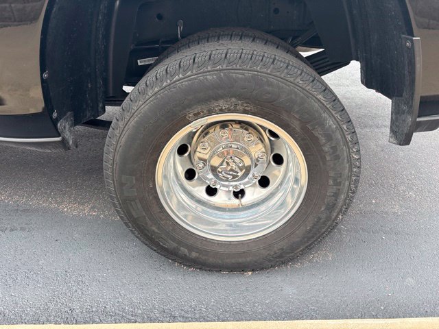 Used 2026 RAM 3500 Big Horn AWD/4WD image 10