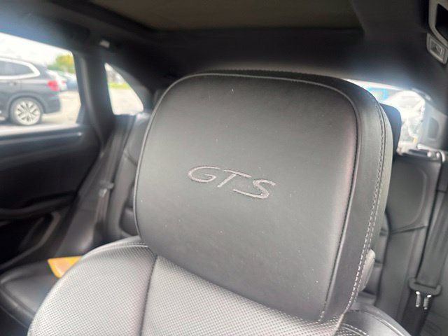 Used 2018 Porsche Macan GTS AWD/4WD image 28