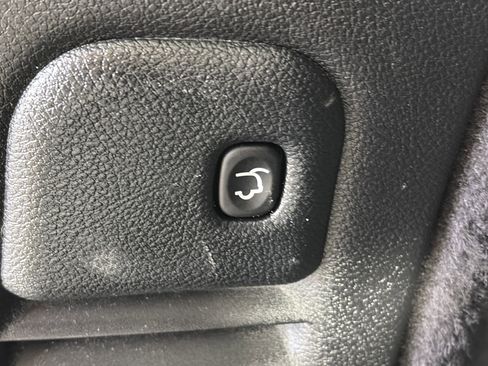 Used 2023 Dodge Durango GT image 16