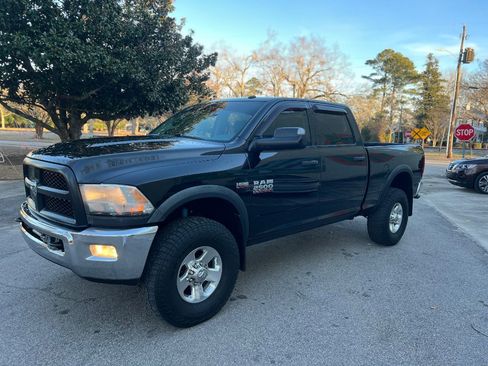 Used 2016 RAM 2500 Power Wagon Tradesman image 2