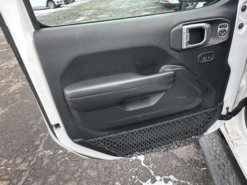 Used 2018 Jeep Wrangler Unlimited Sport S image 17