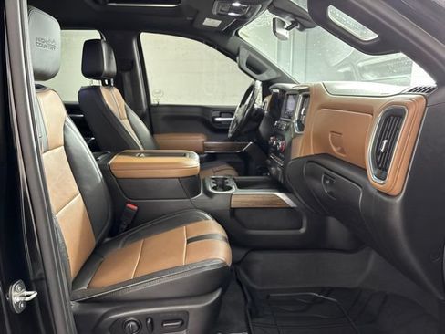 Used 2020 Chevrolet Silverado 1500 High Country w/ Safety Package II AWD/4WD image 35