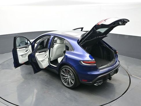 New 2026 Porsche Macan S image 29