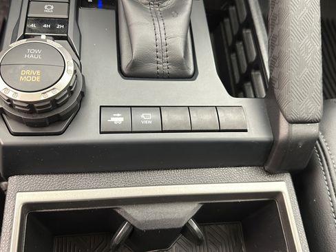Used 2025 Toyota Tacoma TRD Sport w/ TRD Sport Premium Package AWD/4WD image 24