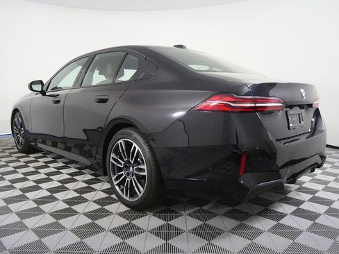 Certified 2026 BMW 530i image 5