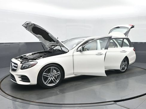 Used 2019 Mercedes-Benz E 450 4MATIC Wagon image 37
