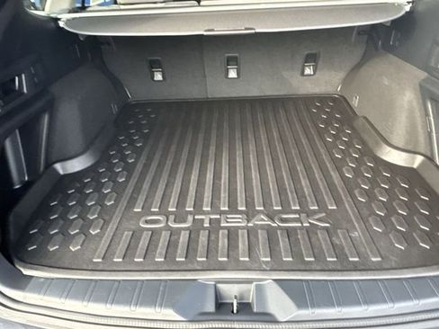Used 2022 Subaru Outback Premium image 24