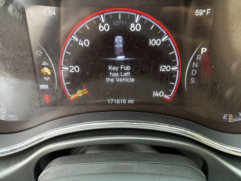 Used 2014 Jeep Grand Cherokee Limited image 19