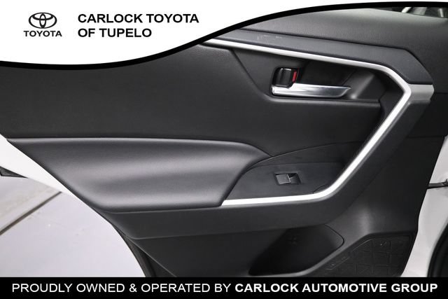 Used 2024 Toyota RAV4 XLE FWD image 29