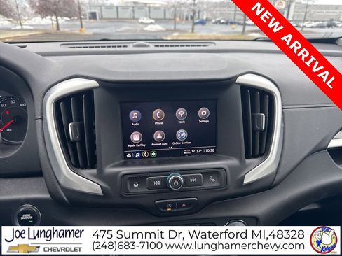Used 2023 GMC Terrain SLE w/ Driver Convenience Package image 17