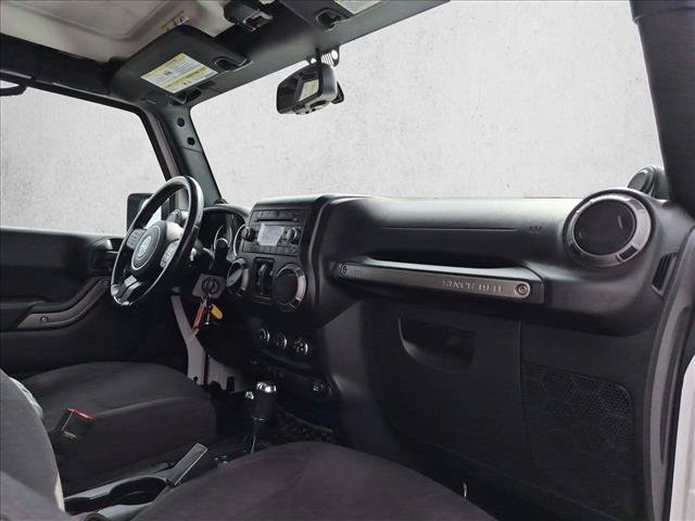 Used 2014 Jeep Wrangler Unlimited Sport w/ Quick Order Package 24S AWD/4WD image 18