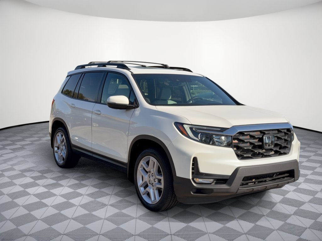 Certified 2025 Honda Passport EX-L image 7