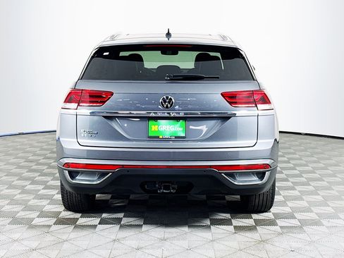 Used 2023 Volkswagen Atlas Cross Sport SE FWD image 7