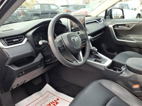 Used 2024 Toyota RAV4 XLE Premium image 14