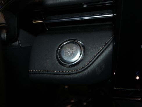 New 2026 Lincoln Nautilus Reserve image 11