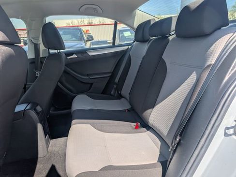 Used 2018 Volkswagen Jetta S w/ Cold Weather Package FWD image 15