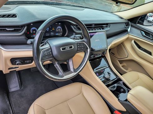 Used 2021 Jeep Grand Cherokee L Limited image 8