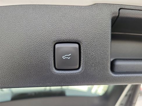 Used 2024 Ford Escape ST-Line w/ Equipment Group 301A image 11