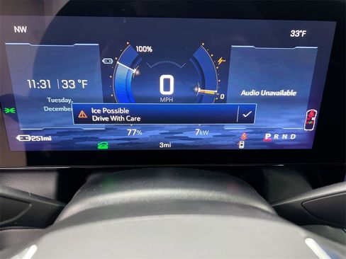 New 2026 Chevrolet Equinox EV LT image 11