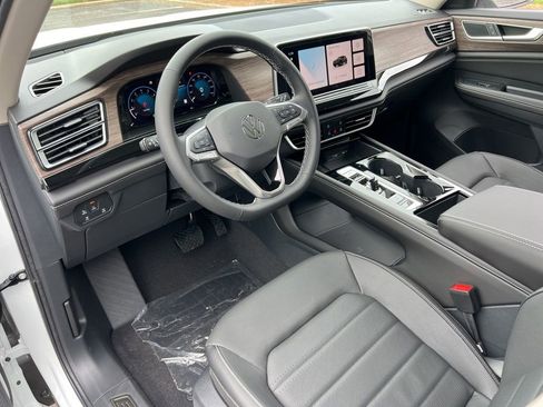 New 2026 Volkswagen Atlas SEL AWD/4WD image 14