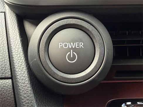 New 2026 Toyota Prius Plug-In Hybrid image 19