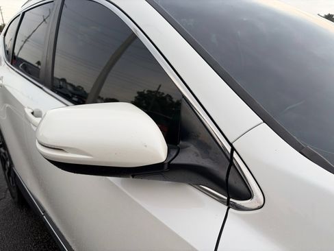 Used 2017 Honda CR-V Touring image 14