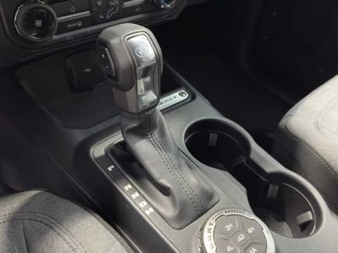 Used 2023 Ford Bronco 2-Door w/ Sasquatch Package AWD/4WD image 23