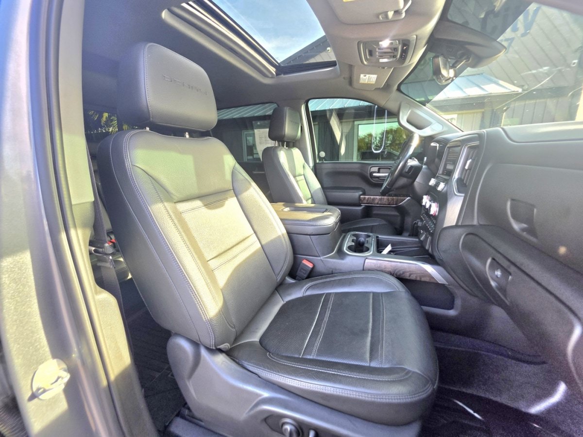 Used 2020 GMC Sierra 1500 Denali w/ Denali Ultimate Package AWD/4WD image 17