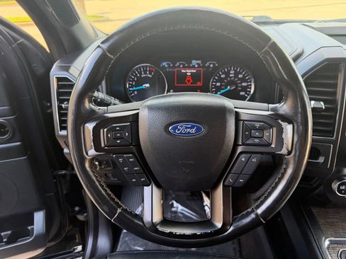 Used 2019 Ford Expedition Max Limited RWD image 24