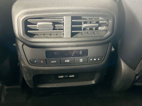 Used 2023 Honda Pilot EX-L image 24