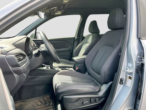 Used 2025 Subaru Forester Premium w/ Convenience Package #2 AWD/4WD image 20