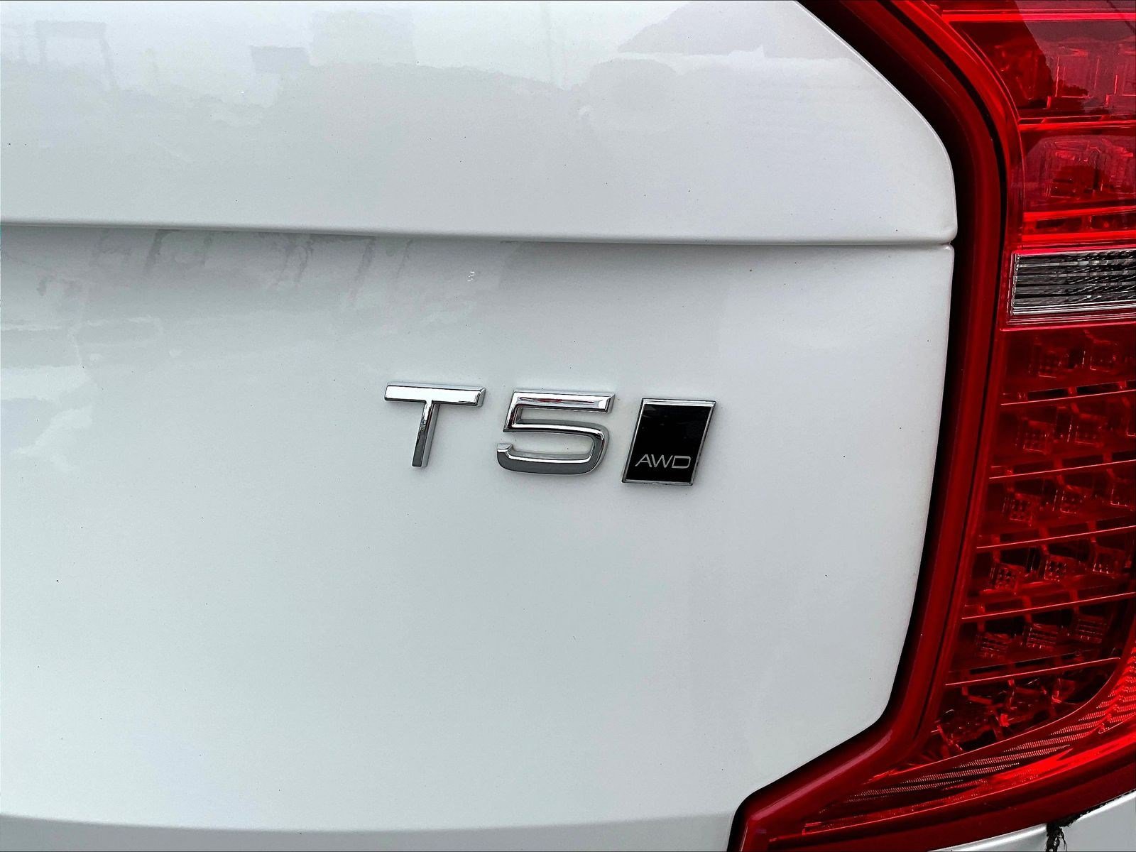 Used 2022 Volvo XC90 T5 Momentum AWD/4WD image 24
