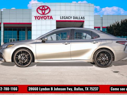 Used 2024 Toyota Camry XSE image 6
