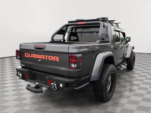 Used 2022 Jeep Gladiator Rubicon w/ Cold Weather Group AWD/4WD image 5