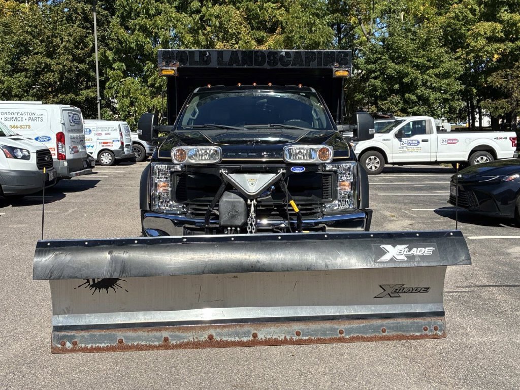 Used 2017 Ford F550 4x4 Regular Cab Super Duty image 2