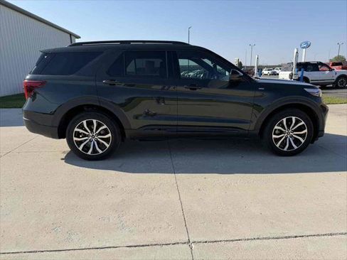 Certified 2023 Ford Explorer ST-Line w/ Class IV Trailer Tow Package image 7