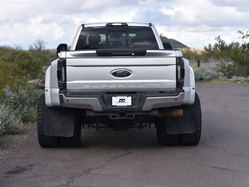 Used 2017 Ford F350 Lariat w/ Lariat Ultimate Package image 4